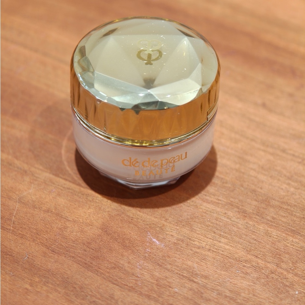 THE FOUNDATION SPF 22 The Ultimate Age-Defying Foundation Sample Size color 00